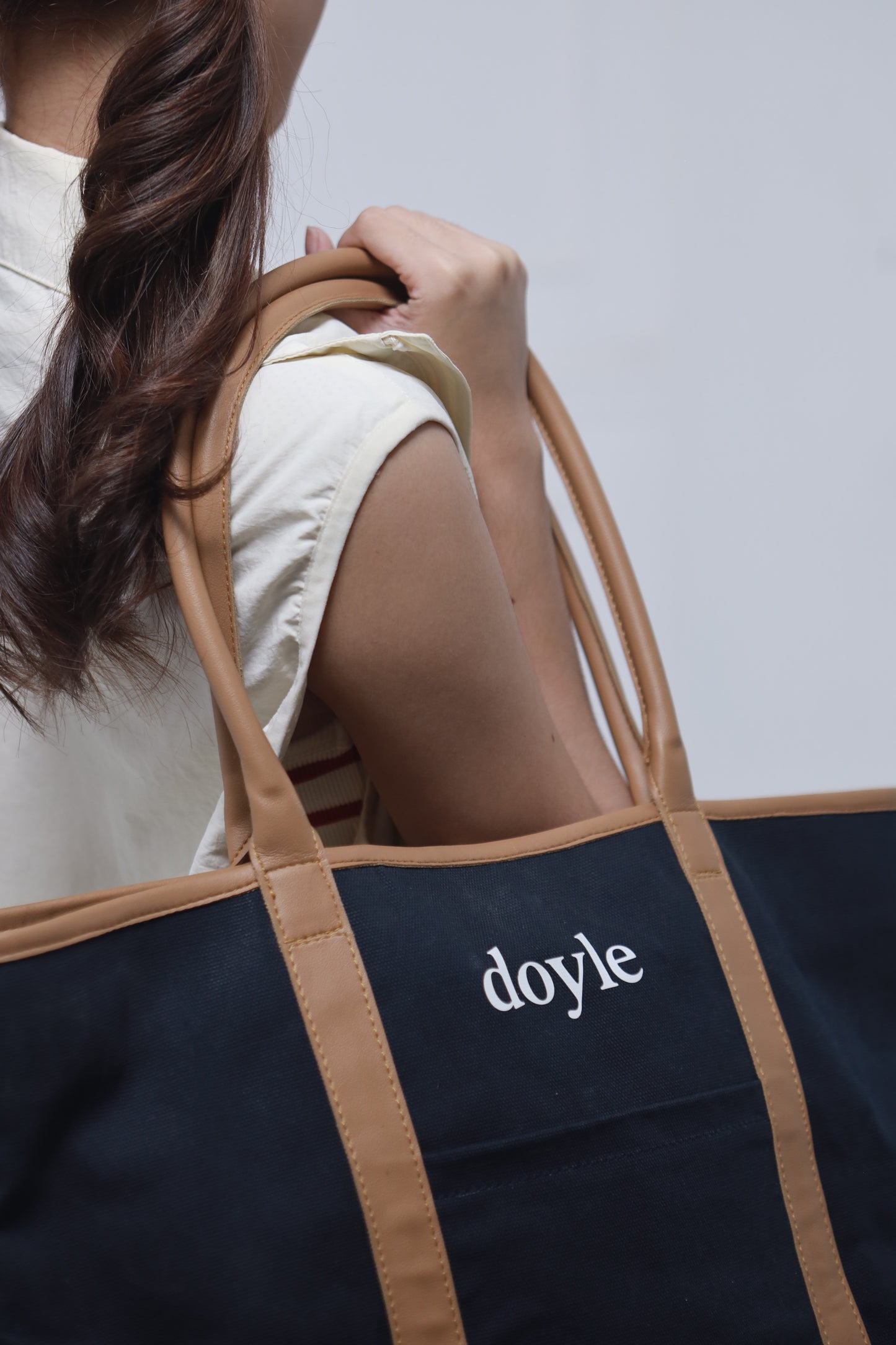 Doyle Canvas Tote Bag (Navy/Tan)