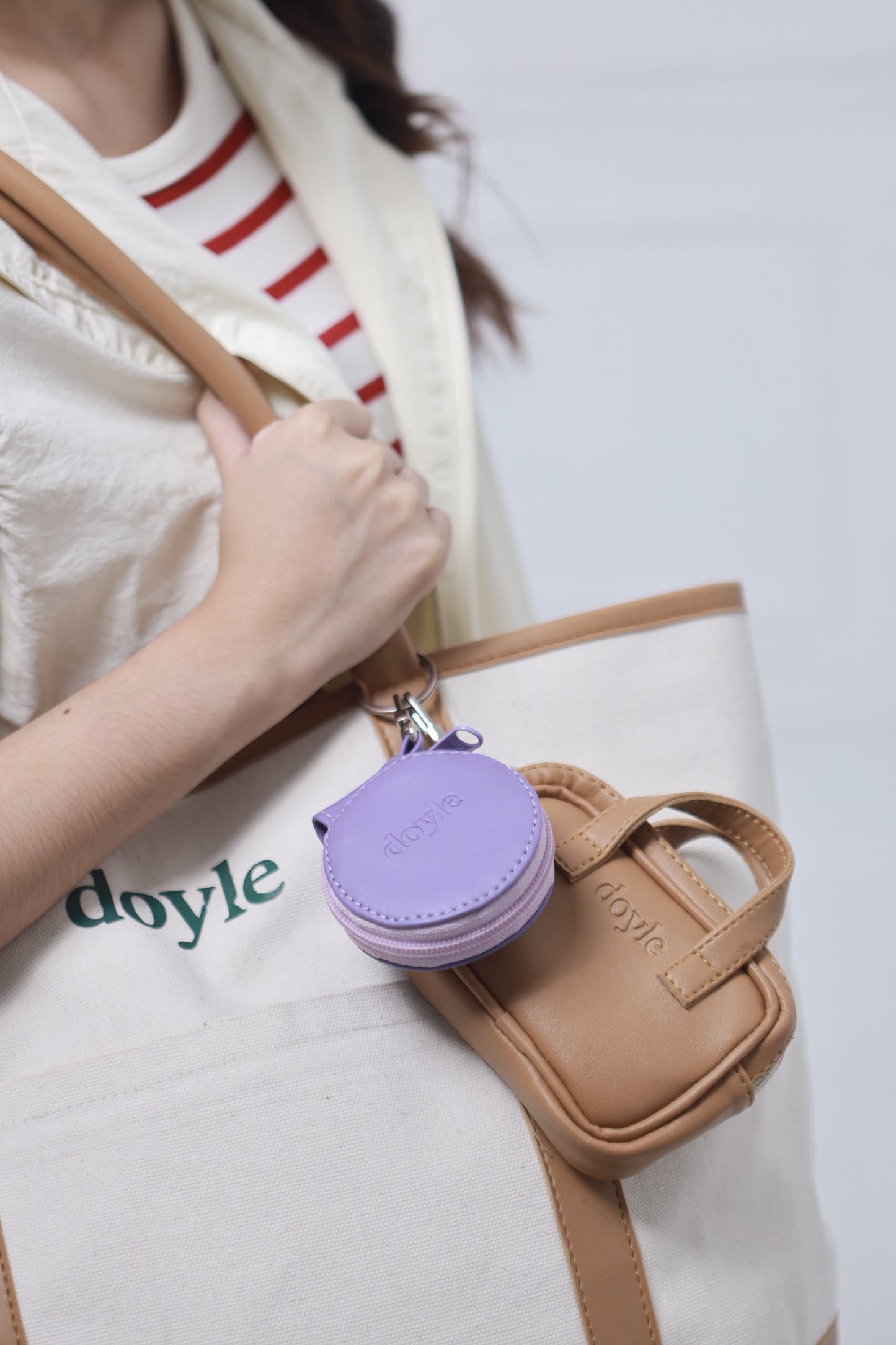 Doyle Canvas Tote Bag (Off White/Tan)